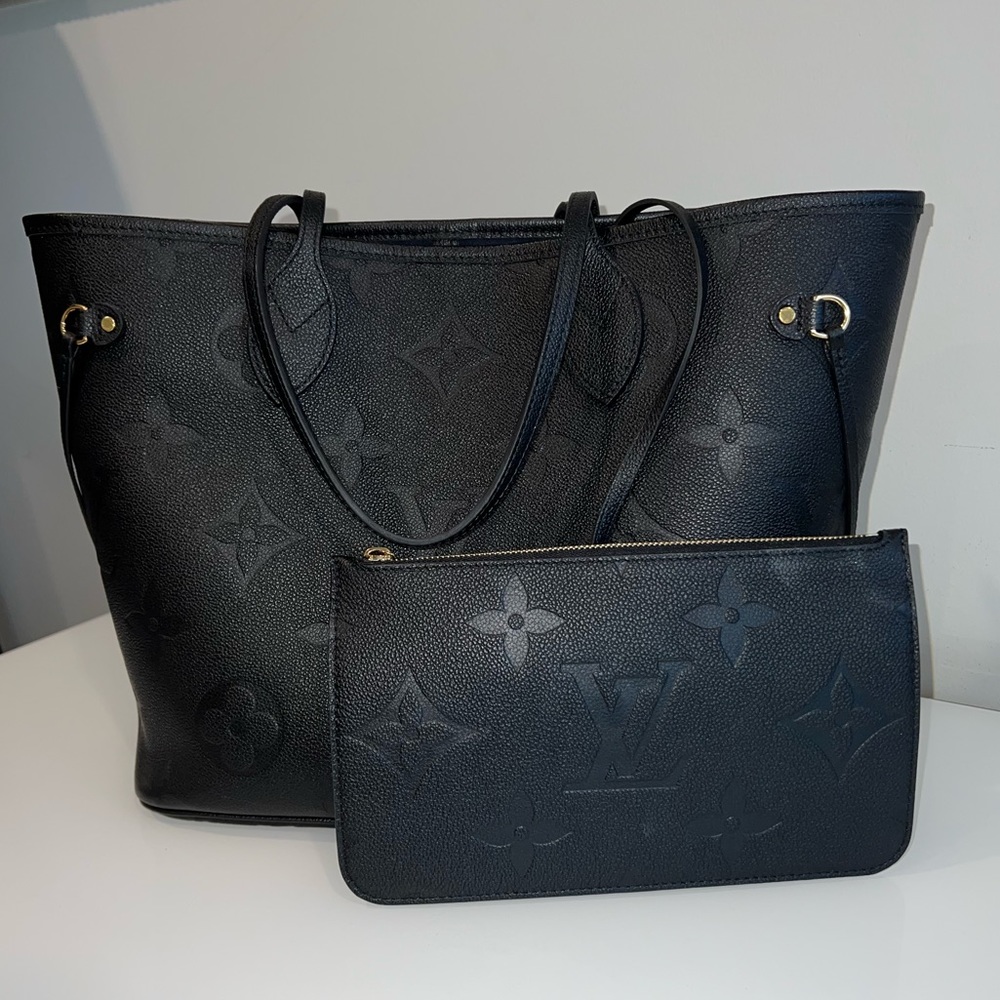 Authentic Louis Vuitton Neverfull MM - Picture 4 of 14